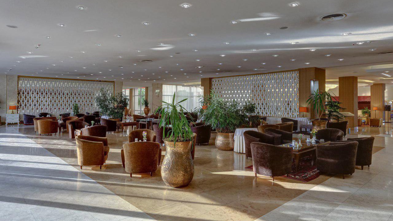 hotel-img
