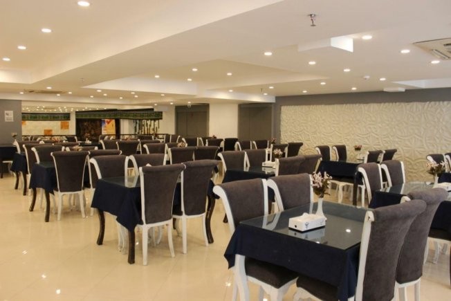 hotel-img