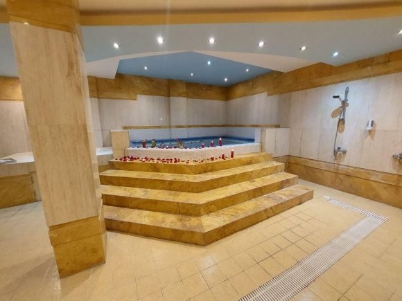 hotel-img