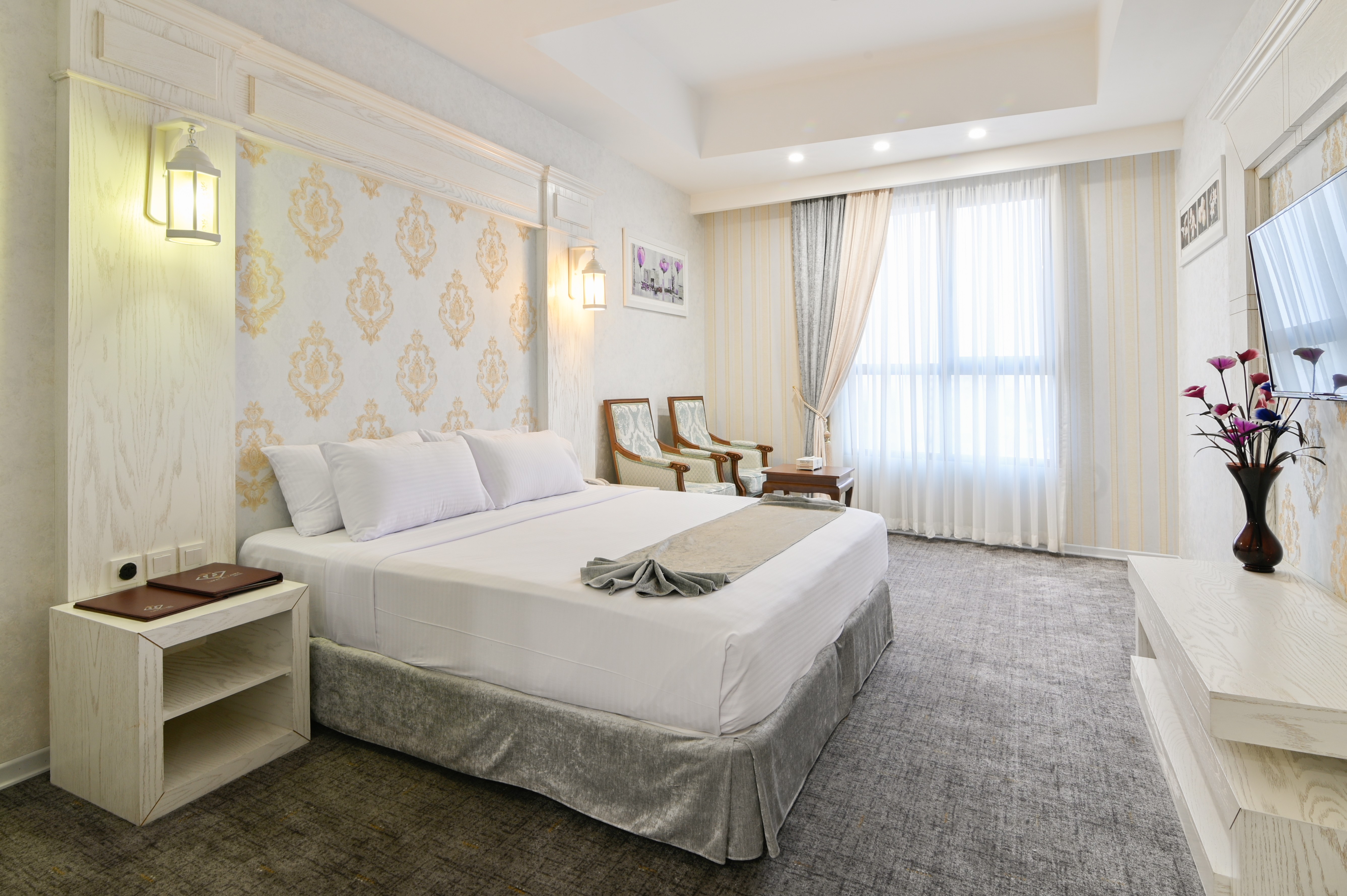 hotel-img